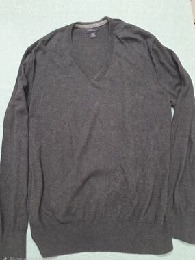 Banana Republic Charcoal Gray V-Neck Sweater